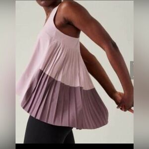 Athleta Swing Forward Pleated Tank NWT